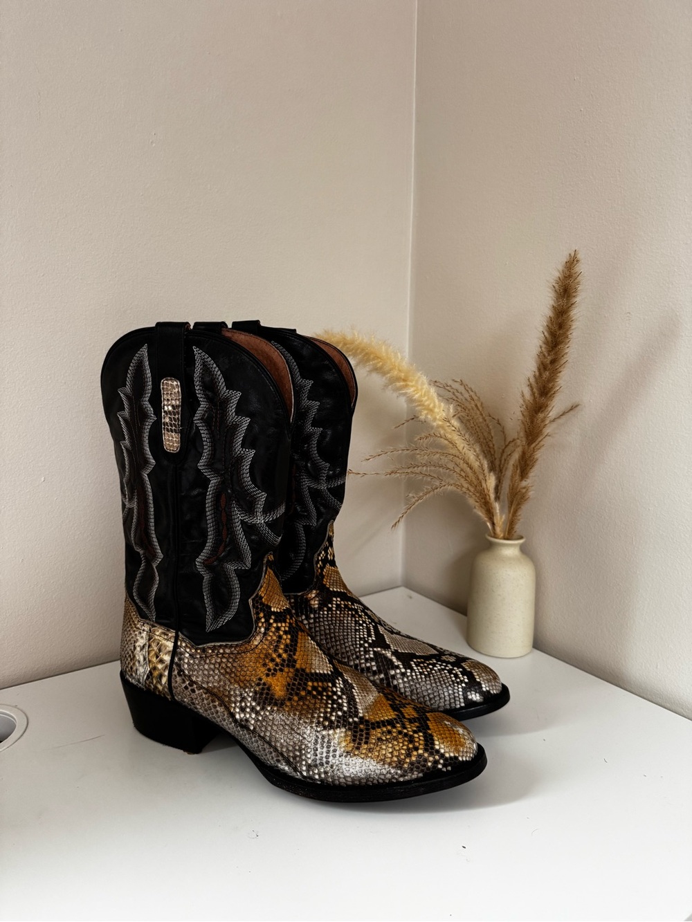 Dan Post Exotic Python Leather Cowboy Boots – Men’s US 10.5 D - Picture 4 of 14